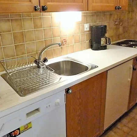 In Near Gondola * Veysonnaz