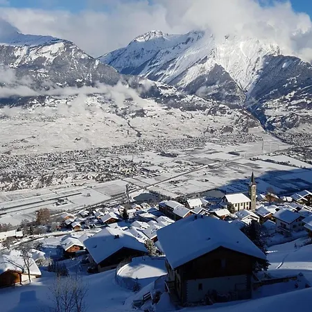 Apartment In Near Gondola *